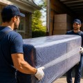 How Long Distance Movers Coordinate Belongings Between Homes