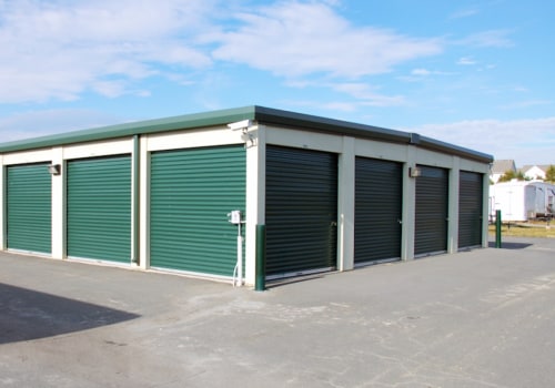 Smooth Transitions: Long Distance Moving Tips And Self-Storage Options In Clarksville, TN